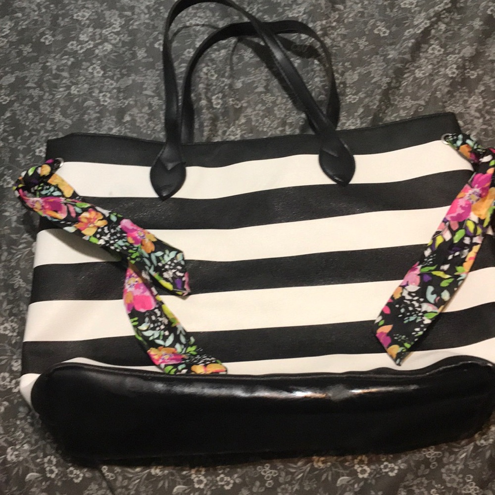 Tote